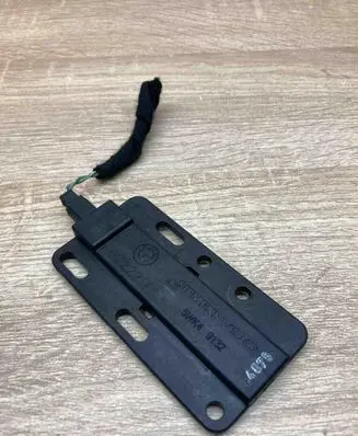 BMW 5 E60 E61 Antenna control unit 6922211 5WK49132 WITHPLUG