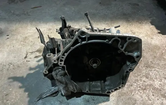Nissan Micra Manual 5 speed gearbox JH3195 E132192 0132192