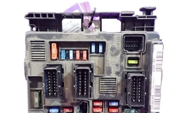 Fuse box set