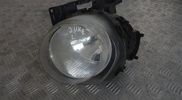 Nissan Juke I F15 Headlight/headlamp