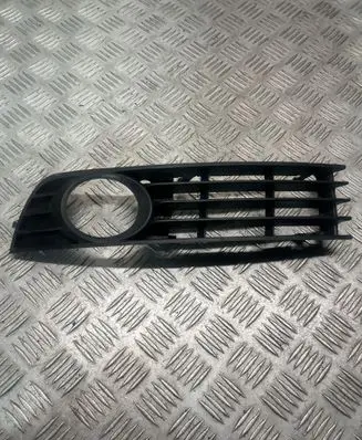 Audi A4 S4 B6 8E 8H Front fog light trim/grill 