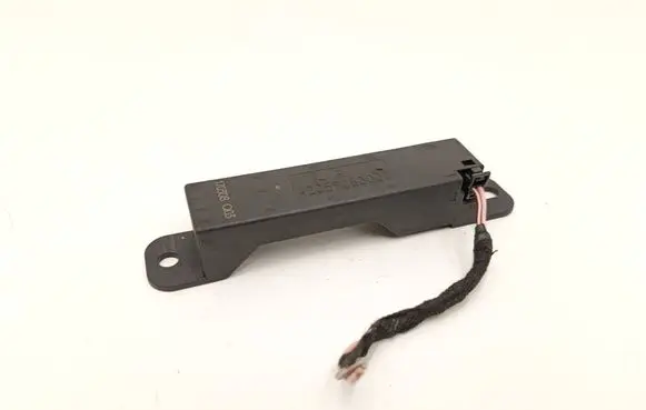 Mercedes-Benz A W176 Keyless system antenna A2059053005