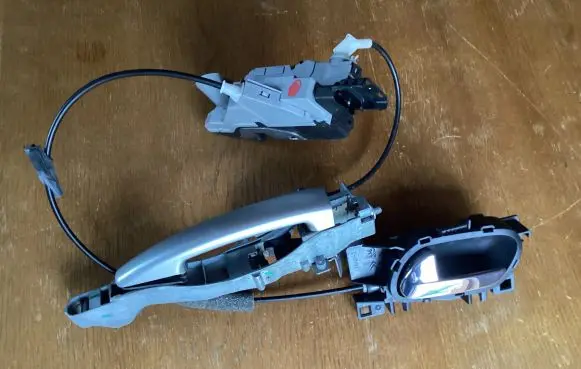 Peugeot 308 Front door interior handle 9660525480