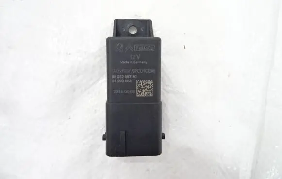 Peugeot 508 Coolant fan relay 9803299780