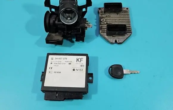 Opel Astra G Engine control unit/module ECU 55351702 IMPRK1602594