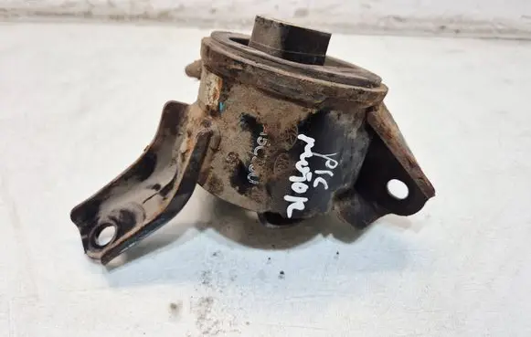 KIA Sportage Engine mount bracket 218342S500