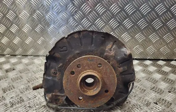 Mini One - Cooper R50 - 53 Front wheel hub