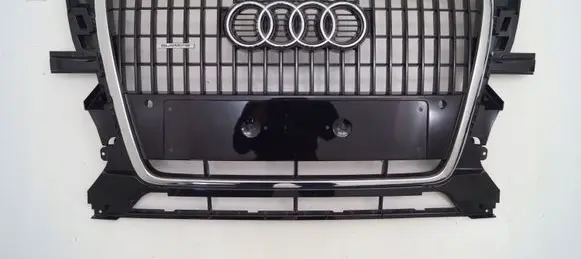 Audi Q5 SQ5 Front bumper upper radiator grill 8R0853651