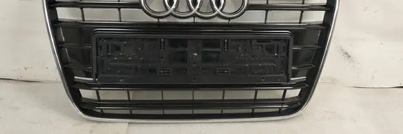 Audi A6 C7 Front bumper upper radiator grill 4G0853653
