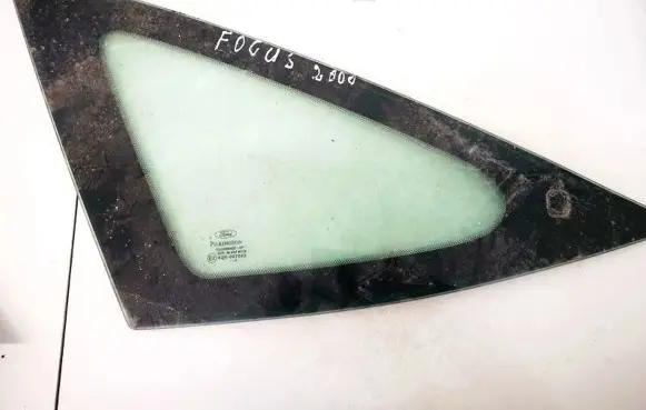 Ford Focus Rear side window