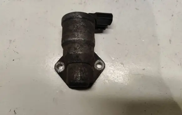 Volvo S40, V40 Idle control valve (regulator) 1385097