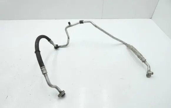 Volkswagen Tiguan Air conditioning (A/C) pipe/hose 5N0820743D