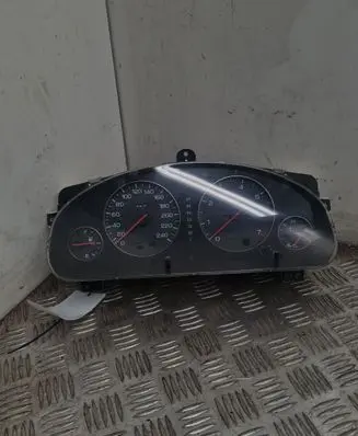Subaru Outback Speedometer (instrument cluster) 0239007
