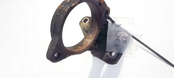 Toyota Corolla Verso E121 Engine mounting bracket