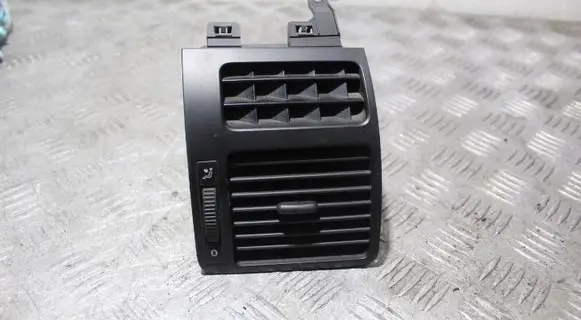 Volkswagen Touran I Dashboard side air vent grill/cover trim 1T0819704B
