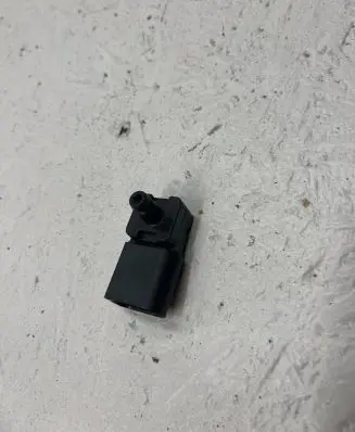 BMW 5 E60 E61 Air pressure sensor 779228001