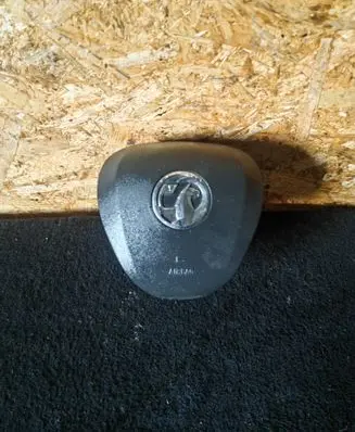 Opel Insignia B Steering wheel airbag 39095622