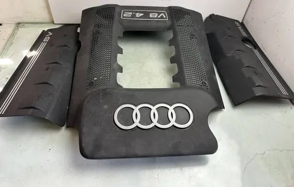 Audi A8 S8 D2 4D Engine cover (trim) 077103935K