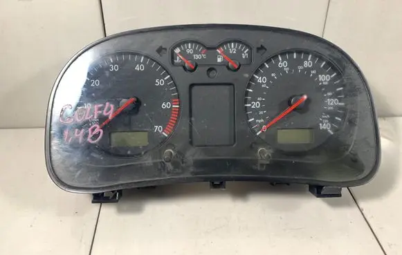 Volkswagen Golf IV Speedometer (instrument cluster) 1J0920905