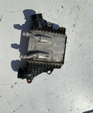 Land Rover Discovery 4 - LR4 Intercooler radiator GJ329L440AB