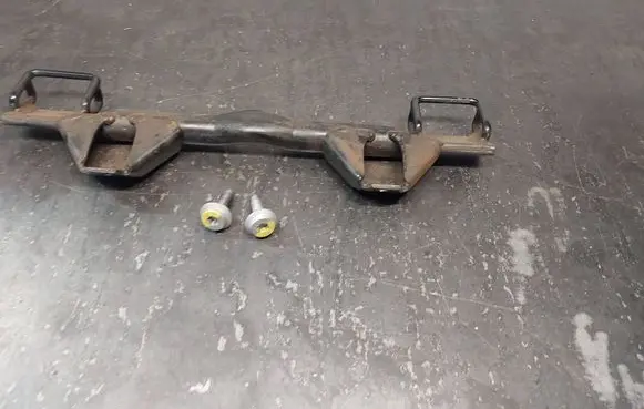 Skoda Superb B5 (3U) ISOFIX Bracket 8D0813545