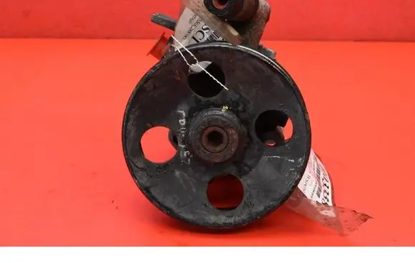 KIA Sportage Power steering pump 571002E200