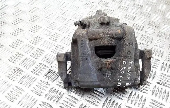Volkswagen Tiguan Front brake caliper