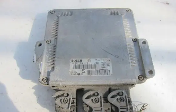 Peugeot Expert Engine control unit/module 9644704480 0281010815