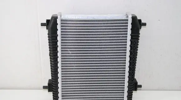 BMW M4 G82 G83 Coolant radiator 17118095285 8095285