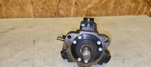 Opel Astra J Fuel injection high pressure pump 0445010193