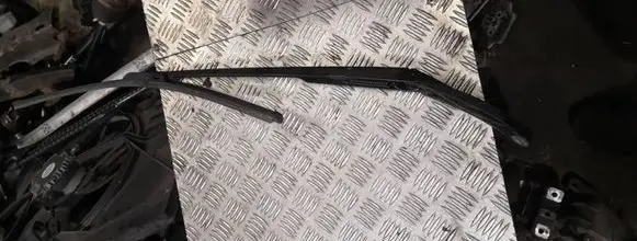 Audi A6 S6 C6 4F Front wiper blade arm