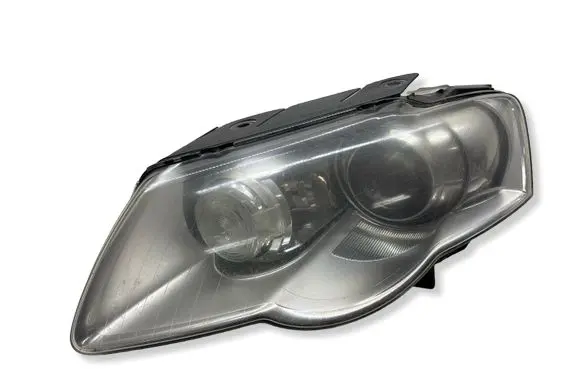 Volkswagen PASSAT B6 Headlight/headlamp 3C0941751D