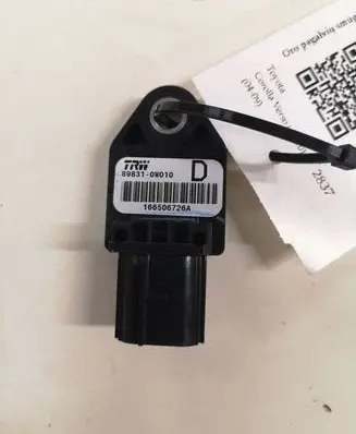 Toyota Corolla Verso AR10 Airbag deployment crash/impact sensor 898310W010