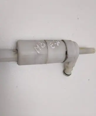 Mercedes-Benz E W211 Windscreen/windshield washer pump