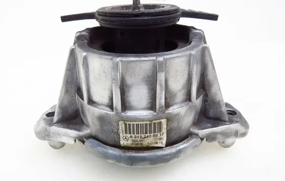 Mercedes-Benz CLS C218 X218 Engine mount vacuum valve A2122405917