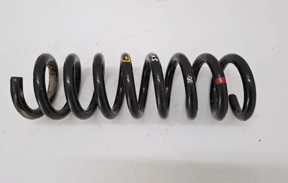 Mercedes-Benz E W212 Rear coil spring