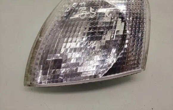 Volkswagen PASSAT B5 Front indicator light