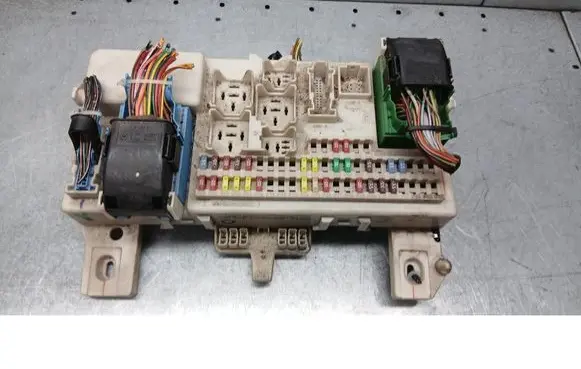 Mazda 3 I Fuse box set 5190800A4