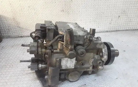 Nissan Almera Tino Fuel injection high pressure pump 0470504012 167005M321