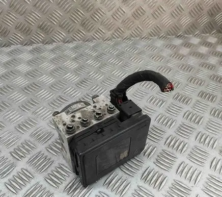 Skoda Superb B8 (3V) ABS Pump 5Q0614517GD