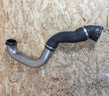 BMW 7 E65 E66 Intercooler hose/pipe 7789052 7797700 7789048