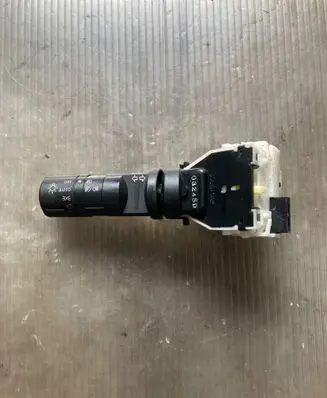 Nissan Qashqai Indicator stalk NILES14425
