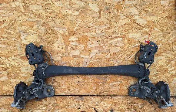 Opel Crossland X Rear axle beam 