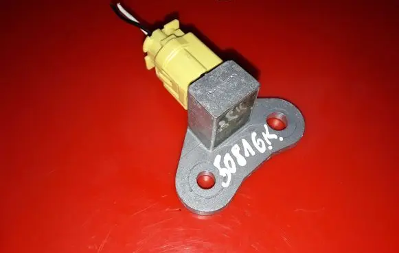 Nissan Qashqai Airbag deployment crash/impact sensor FAEG0087083567