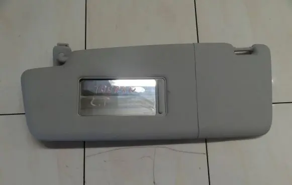 Volkswagen Touran II Sun visor