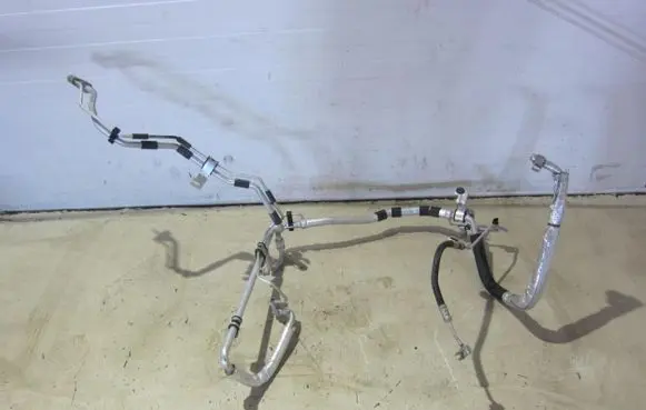 Chrysler Pacifica Air conditioning (A/C) pipe/hose