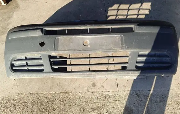 Renault Trafic II (X83) Front bumper 7700312786 7700312785 7700313259