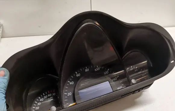 Mercedes-Benz C W203 Speedometer (instrument cluster) A2035403947