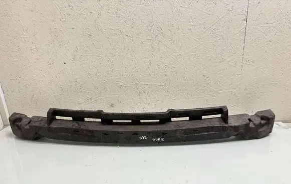Front bumper foam support bar