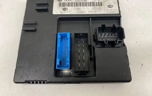 Audi A8 S8 D3 4E Comfort/convenience module 4E0910289B